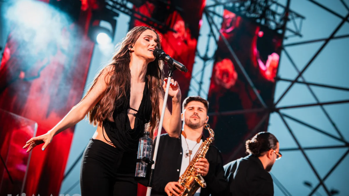 Nibiru Costinești, trei seri de concerte: Theo Rose, Vanilla, Alex Velea și Smiley