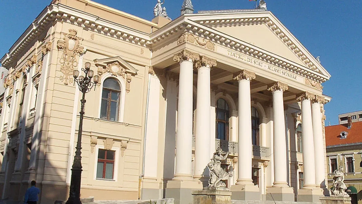 Teatru