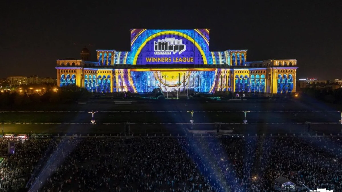 iMapp Bucharest 2026: Palatul Parlamentului devine ecran uriaș de video mapping, cu tribut pentru Nadia Comăneci